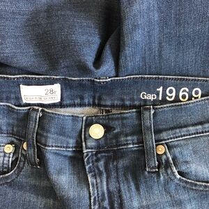 EUC - Gap 1969 High Rise Skinny Jeans